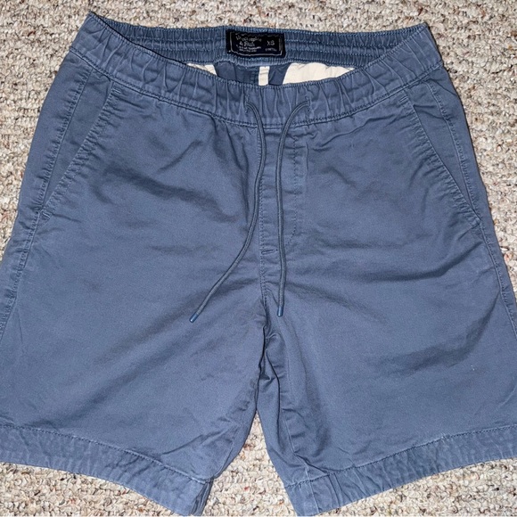 Abercrombie and Fitch men shorts, size XS. Stretch blue Shorts - Picture 1 of 9